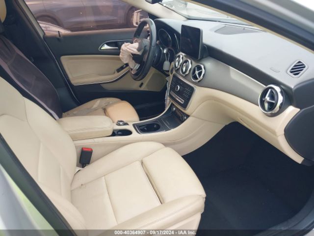 WDCTG4EB0JJ457083 Mercedes-Benz GLA 250