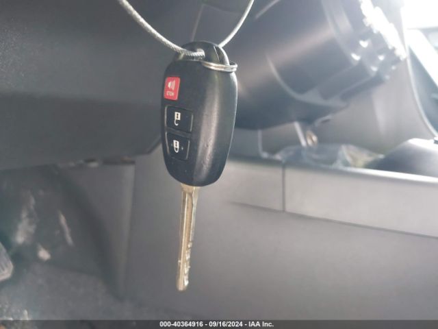 JTKJF5C71E3083221 Scion TC