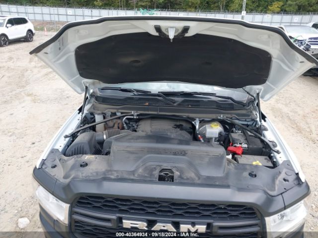 3C6UR5CJ1NG345167 RAM 2500 Tradesman  4x4 6'4 Box