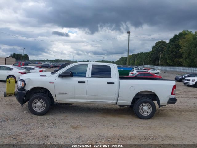 3C6UR5CJ1NG345167 RAM 2500 Tradesman  4x4 6'4 Box