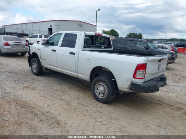 3C6UR5CJ1NG345167 RAM 2500 Tradesman  4x4 6'4 Box