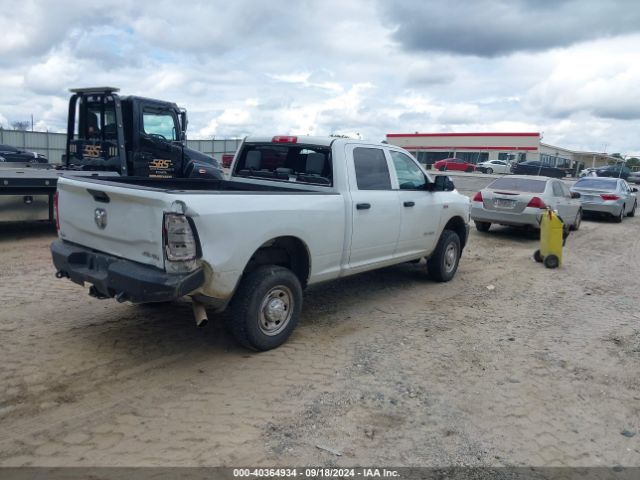 3C6UR5CJ1NG345167 RAM 2500 Tradesman  4x4 6'4 Box