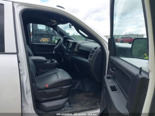 3C6UR5CJ1NG345167 RAM 2500 Tradesman  4x4 6'4 Box