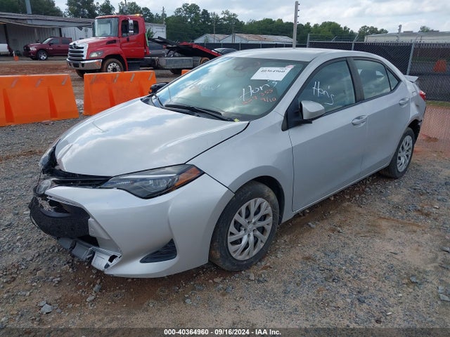 Toyota COROLLA LE 2019 2T1BURHE4KC229355 Image 2