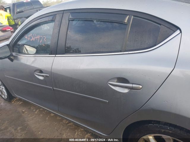 JM1BM1W3XE1178567 Mazda Mazda3 S Grand Touring