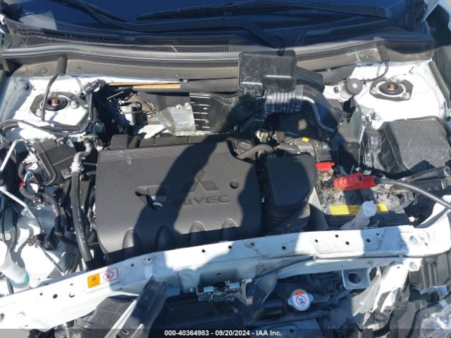 JA4AZ3A31LZ042191 Mitsubishi Outlander Se 2.4 S-awc
