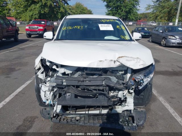 JA4AZ3A31LZ042191 Mitsubishi Outlander Se 2.4 S-awc