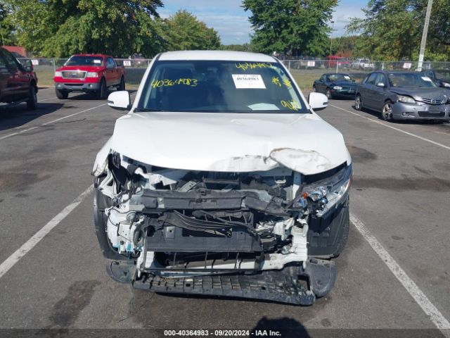 JA4AZ3A31LZ042191 Mitsubishi Outlander Se 2.4 S-awc