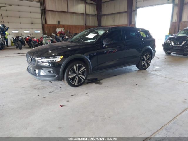 2023 VOLVO V60 CROSS COUNTRY YV4L12WZ2P2107879 Photo 1