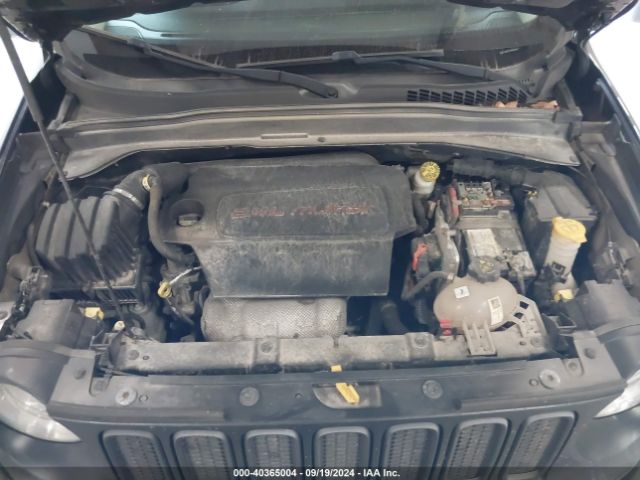 ZACCJBCT2FPB28397 Jeep Renegade Trailhawk