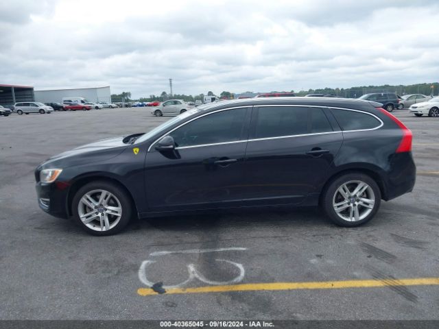 YV140MEKXF1262401 Volvo V60 T5 Premier