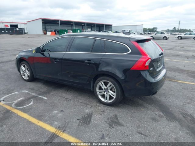 YV140MEKXF1262401 Volvo V60 T5 Premier