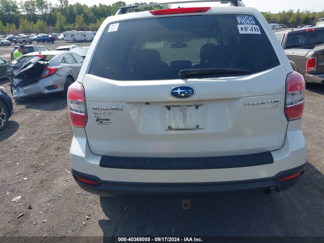 Subaru Forester 2.5i Premium 2014 JF2SJAEC4EH549628 Image 16