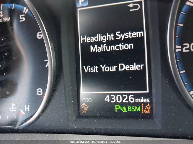 Toyota Rav4 Xle 2018 2T3RFREV5JW741434 Image 16