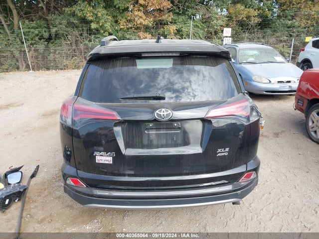 Toyota Rav4 Xle 2018 2T3RFREV5JW741434 Image 17