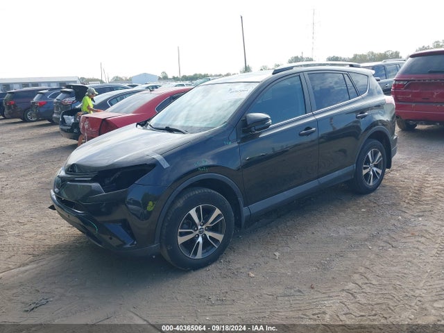 Toyota Rav4 Xle 2018 2T3RFREV5JW741434 Image 2