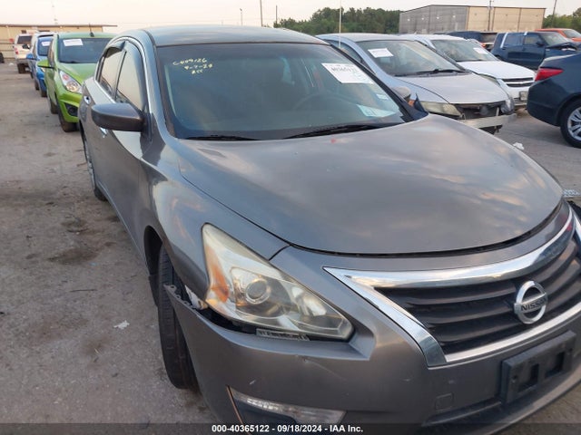 2015 1N4AL3AP8FC171777 main image
