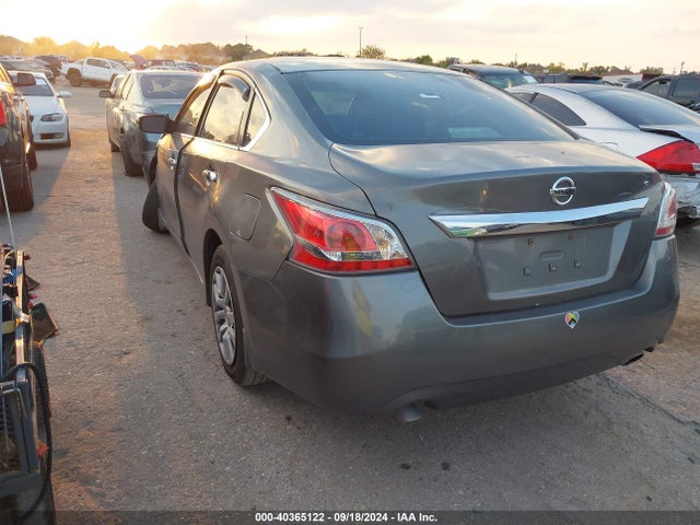 Nissan Altima 2.5 S 2015 1N4AL3AP8FC171777 Image 3