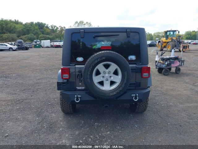 1C4BJWDG3GL234125 Jeep Wrangler Unlimited Sport
