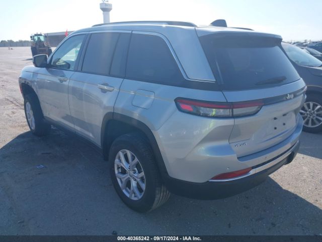 2022 JEEP GRAND CHEROKEE 1C4RJHBG0N8534217 Photo 2