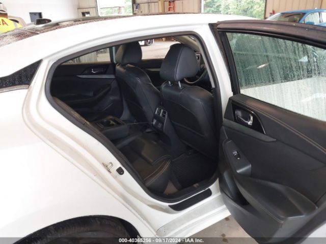 1N4AA6AP2JC404410 Nissan Maxima 3.5 Sl