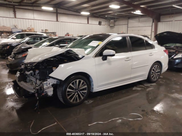 4S3BNAC60J3023357 Subaru Legacy Premium