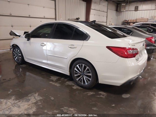 4S3BNAC60J3023357 Subaru Legacy Premium