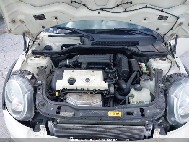 2013 MINI CLUBMAN WMWZF3C58DT490428 Photo 9