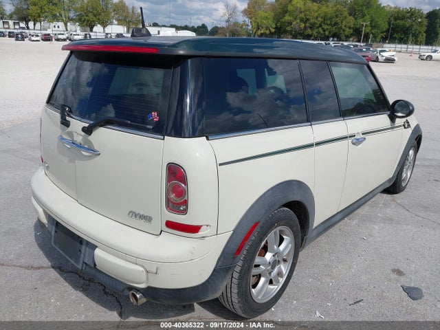 2013 MINI CLUBMAN WMWZF3C58DT490428 Photo 3