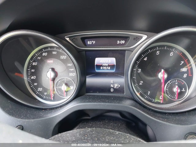 WDDSJ4GB2KN766036 Mercedes-Benz CLA 250 4MATIC