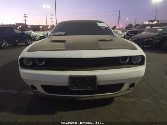 2C3CDZAG2HH658643 Dodge Challenger Sxt