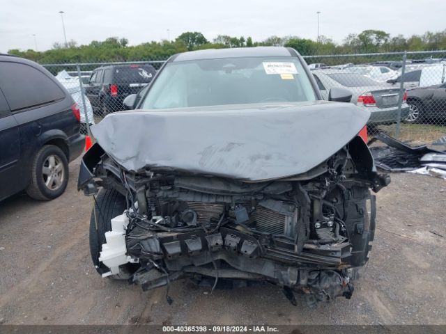 5N1AT3BA1MC780934 Nissan Rogue Sv Fwd