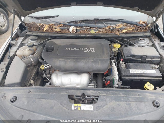 Chrysler 200 S 2015 1C3CCCBB9FN756785 Image 10