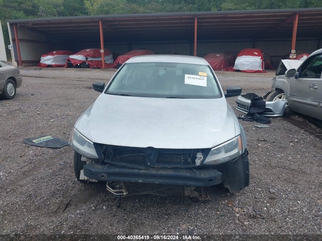 3VW267AJ7GM209828 Volkswagen Jetta 1.4t S