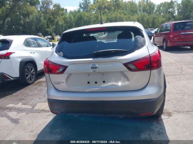 JN1BJ1CP8HW012963 Nissan Rogue Sport S