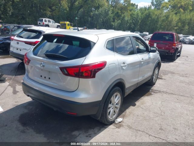 JN1BJ1CP8HW012963 Nissan Rogue Sport S