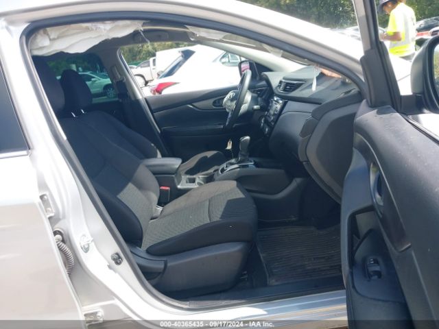 JN1BJ1CP8HW012963 Nissan Rogue Sport S