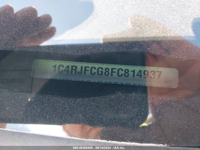1C4RJFCG8FC814937 Jeep Grand Cherokee Overland
