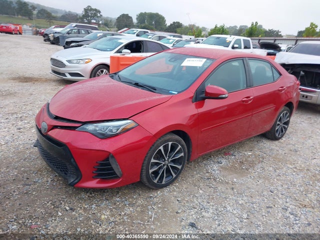 Toyota COROLLA SE 2017 5YFBURHE6HP705470 Image 2