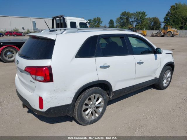 5XYKUDA79FG640646 KIA Sorento Ex V6