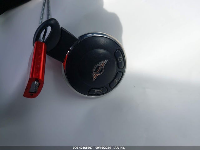 2011 MINI COOPER S COUNTRYMAN WMWZC5C59BWL53188 Photo 10