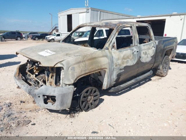 1GT12TEG5HF153696 GMC Sierra 2500hd Slt