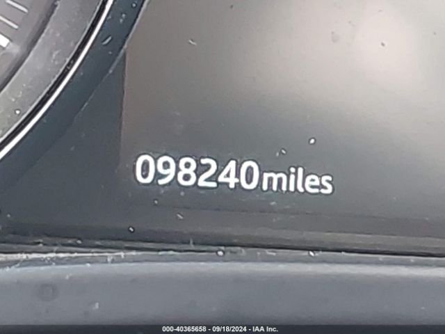 SADCJ2GX6JA329701 Jaguar F-pace 30t Premium