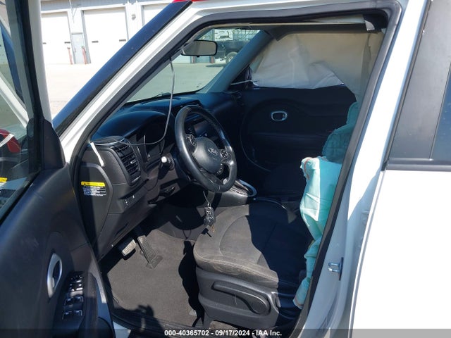 KIA SOUL + 2019 KNDJP3A50K7699362 Image 5