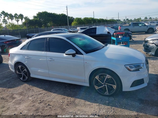 WAUJEGFFXLA104906 Audi A3 Premium Plus 45 Tfsi S Line Quattro S Tronic