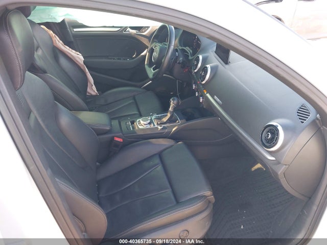 WAUJEGFFXLA104906 Audi A3 Premium Plus 45 Tfsi S Line Quattro S Tronic