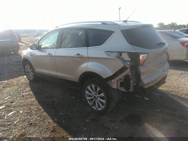 Ford Escape Titanium 2017 1FMCU0JD3HUE53399 Image 3