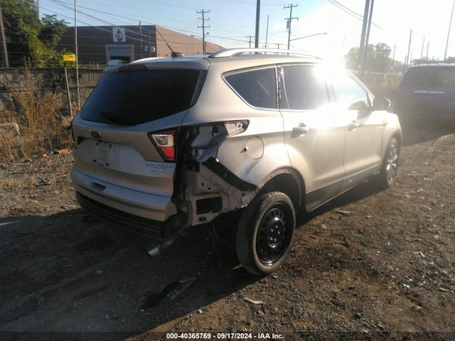 Ford Escape Titanium 2017 1FMCU0JD3HUE53399 Image 4