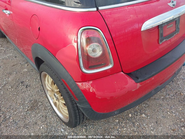 2009 MINI COOPER WMWMF33529TW72014 Photo 5