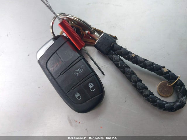 1C3CCCCB4FN500892 Chrysler 200 C